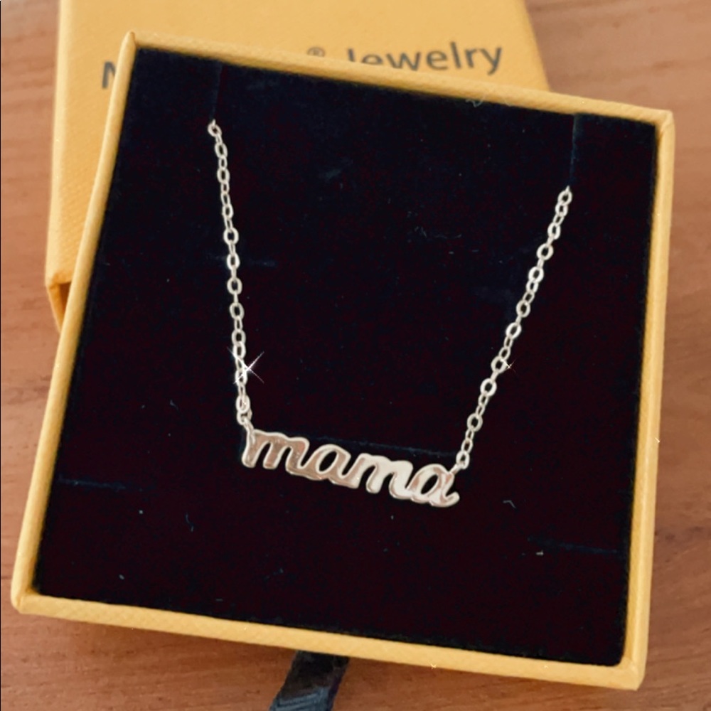 Mama gold dainty necklace